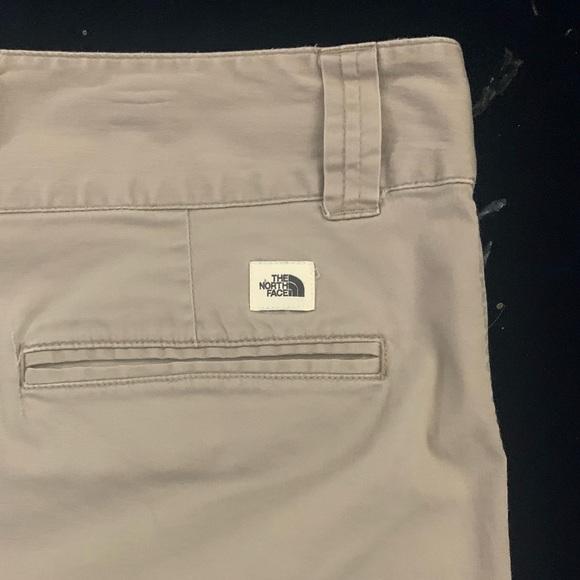 NORTH FACE Khaki Shorts - Picture 1 of 5